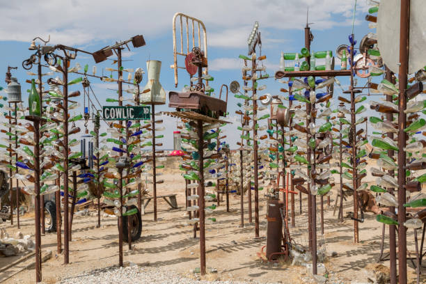 Elmer’s Bottle Tree Ranch (Oro Grande, California)